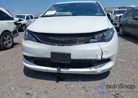 2023 Chrysler Voyager Lx из США, поврежденный, VIN 2C4RC1CG9PR548558